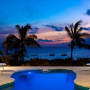 Meet your Posher, Cassandra